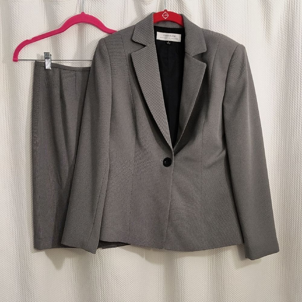 Tahari Arthur S. Levine Blazer and Skirt Set Women's